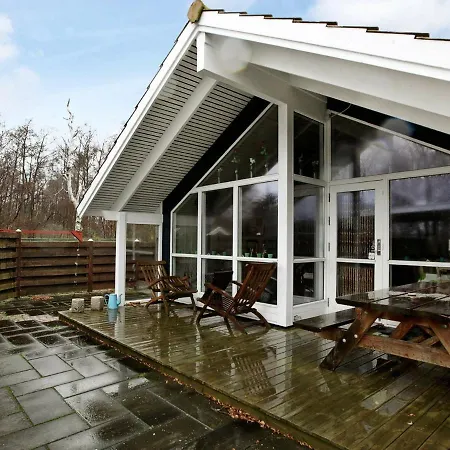 Three-bedroom In Rodby 30