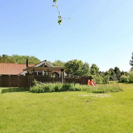 Three-bedroom In Rodby 30 Kramnitse