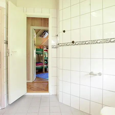 Three-bedroom In Rodby 30 Holiday home Kramnitse