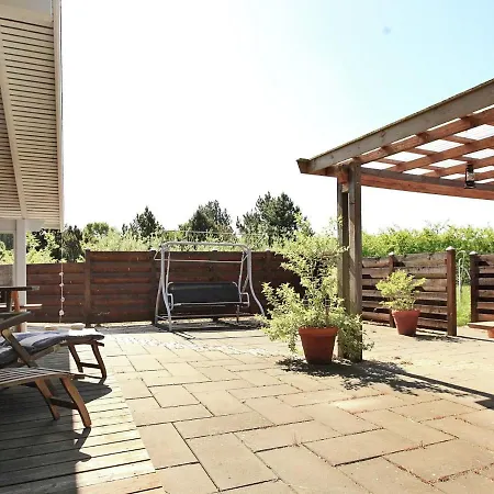 Three-bedroom In Rodby 30 別荘 Kramnitse