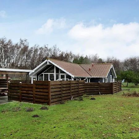 Three-bedroom In Rodby 30 *